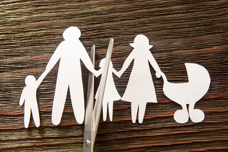 Kann Der Leibliche Vater Der Mutter Das Kind Wegnehmen www.familienrechtsiegen.de