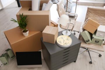 Auszug aus der Ehewohnung – Zurücklassen der Möbel – Möbeleinlagerungskosten